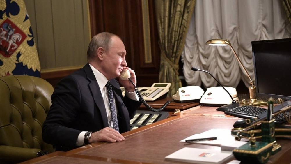 Владимир Зеленский - Владимир Путин - Дмитрий Песков - Махмуд Аббас - Путин провел телефонный разговор с президентом Палестины - riafan.ru - Москва - Россия - Украина - Палестина