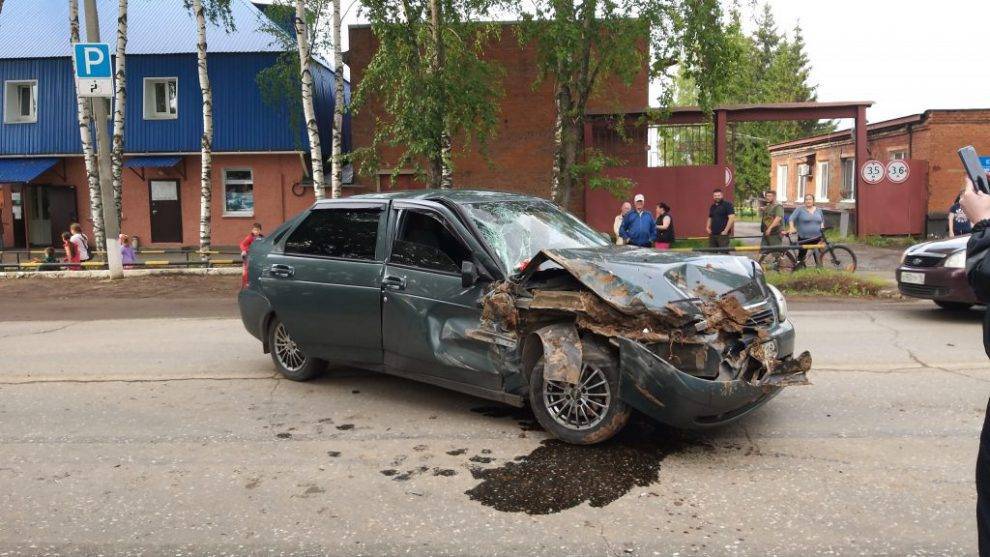 Три человека пострадали сегодня в ДТП в Глазове - gorodglazov.com - Удмуртия