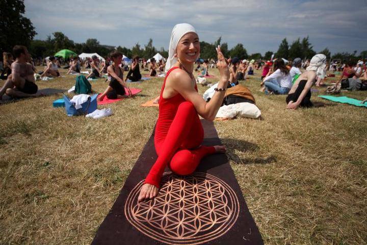 Москвичей пригласили на экопикник с йогой и живой музыкой в Серебряном бору - vm.ru - Москва