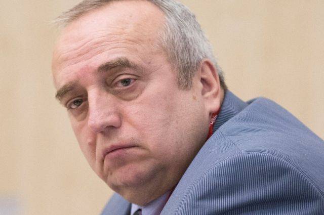 Владимир Зеленский - Франц Клинцевич - Никита Потураев - Клинцевич пожалел Зеленского, которому предложили переименовать Россию - aif.ru - Россия - Украина