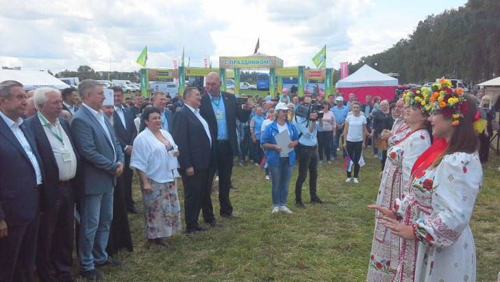 Александр Богомаз - В Кокине открыли выставку «День брянского поля-2019» - bragazeta.ru - Россия - Брянская обл.