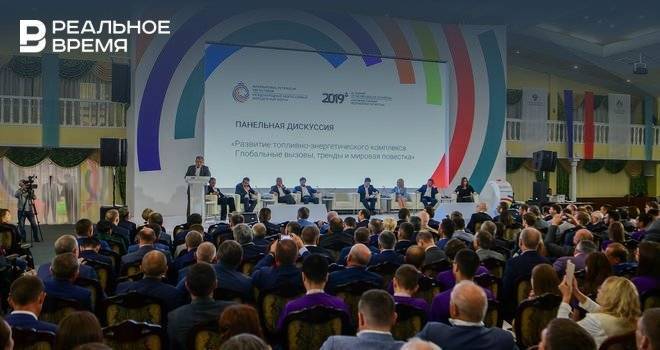 Рустам Минниханов - На нефтяном саммите в Альметьевске рассказали, какая задача стоит перед всей отраслью — видео - realnoevremya.ru - респ. Татарстан - район Альметьевский - Татарстан