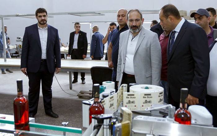 Налоги на зарплаты и прибыль бизнеса - к чему приведут новые реформы в Армении - ru.armeniasputnik.am - Армения