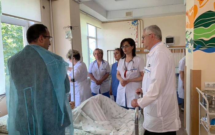 Последствия страшного ДТП в Грузии: пострадавшую девушку прооперировали в Ереване - ru.armeniasputnik.am - Армения - Грузия - Ереван