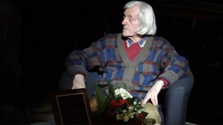 Екатерина II - Умер поэт-шестидесятник Виктор Соснора - iz.ru - Россия - Санкт-Петербург - Париж - Русь