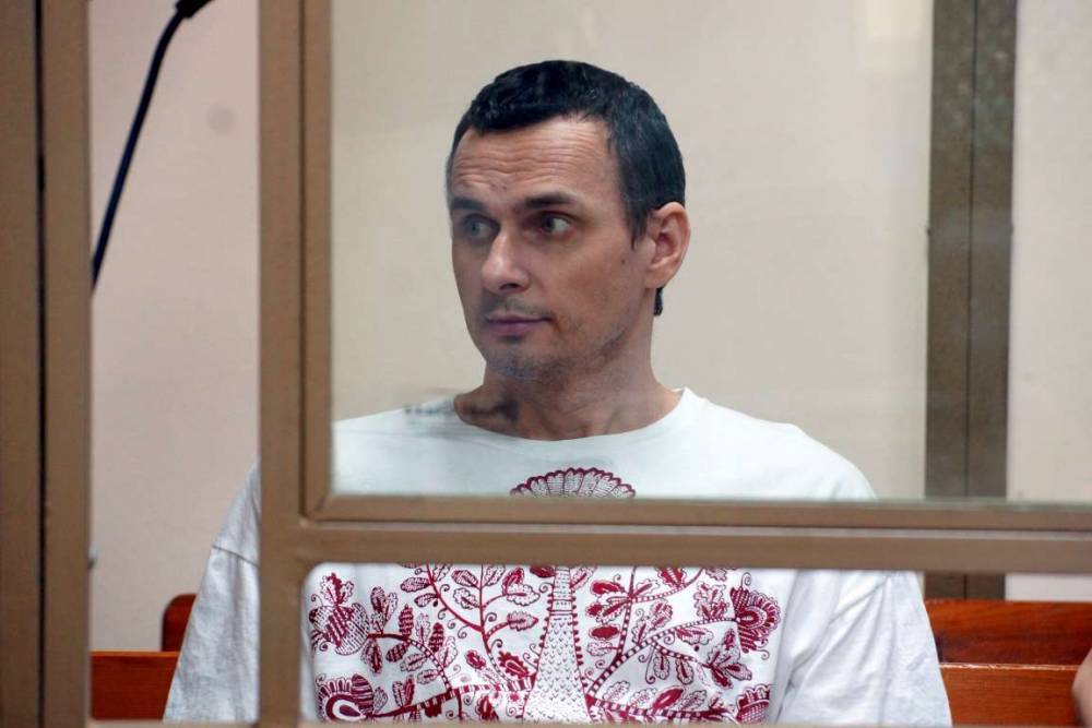 Владимир Зеленский - Олег Сенцов - Зеленский поздравил террориста с Днём рождения - news-front.info - Украина - Крым