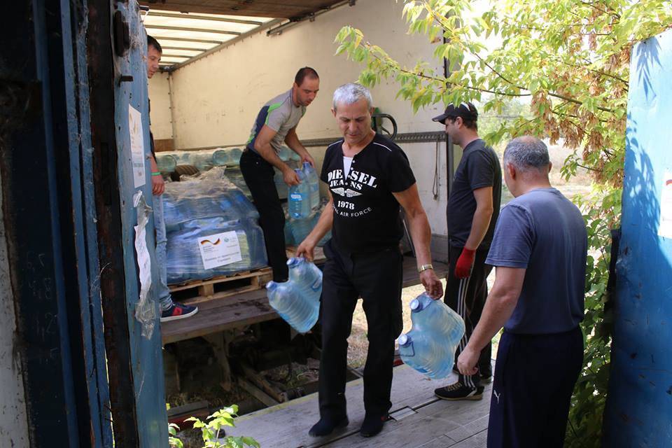 Олег Волошин - Пока киевские власти обещают на подконтрольных территориях Донбасса сделать Дубай, в Волновахе не хватает питьевой воды - news-front.info - Россия - Украина - Киев - Мариуполь - Краматорск