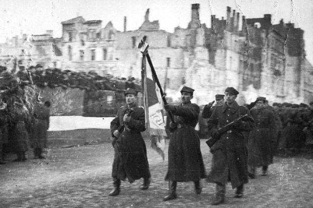 Минобороны РФ обнародовало документы об освобождении Вильнюса в 1944 году - aif.ru - Россия - Литва - Вильнюс