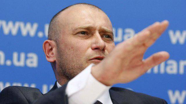 Дмитрий Ярош - Ярош благословил обстрел телеканала 112 - politnavigator.net - Украина - Славянск - Мариуполь