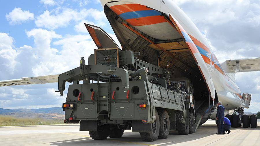 Марк Эспер - Хулуси Акарый - Глава Пентагона обсудит поставки С-400 Анкаре с главой минобороны Турции - iz.ru - Россия - США - Вашингтон - Турция - Анкара