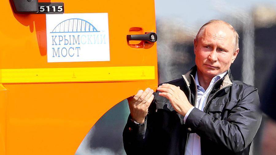 Владимир Зеленский - Владимир Путин - Андрей Богдан - Борис Филатов - Юрий Гемпель - В Крыму заявили о желании Зеленского подражать Путину - iz.ru - Россия - Украина - Днепр - Днепропетровск