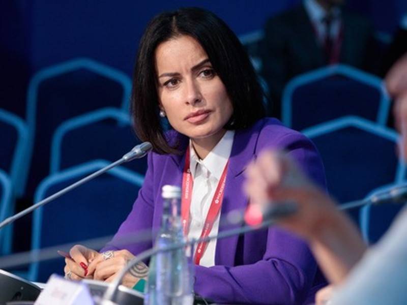 Канделаки осудила россиянок, которые терпят побои - news.ru - Россия - Ульяновск