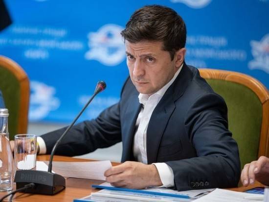 Владимир Зеленский - Арсен Аваков - Александр Данилюк - Вадим Пристайко - Александр Корниенко - Люстрация, предложенная Зеленским, ударит по кандидатам в премьер-министры - vestirossii.com - Украина