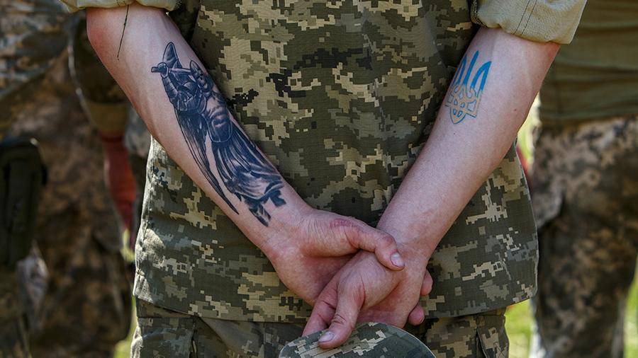 Иван Филипоненко - Пьяные бойцы ВСУ избили своего командира за невыплату премии - iz.ru - Украина - Киев - обл. Донецкая - ДНР - ЛНР