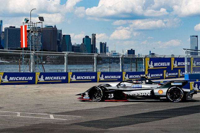 Робин Фряйнс - Жан-Эрик Вернь - Фелип Масс - Формула E: Первую гонку в Нью-Йорке выиграл Буэми - все новости Формулы 1 2019 - f1news.ru - Нью-Йорк