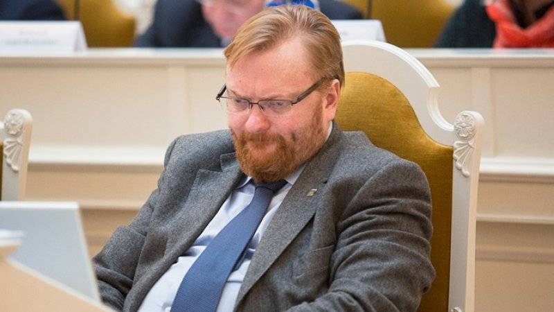 Любовь Соболь - Алексей Навальный - Виталий Милонов - Илья Ремесло - Милонов: Вся страна знает, что Соболь наняла людей «рисовать» чужие подписи - polit.info - Москва