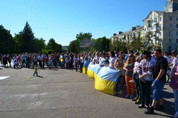Украинский эксперт: Киев не смог заставить жителей ДНР и ЛНР завидовать Мариуполю и Краматорску | Новороссия - novorosinform.org - Украина - Киев - ДНР - Барбадос - ЛНР - Мариуполь - Чили - Ливан - Краматорск - Албания