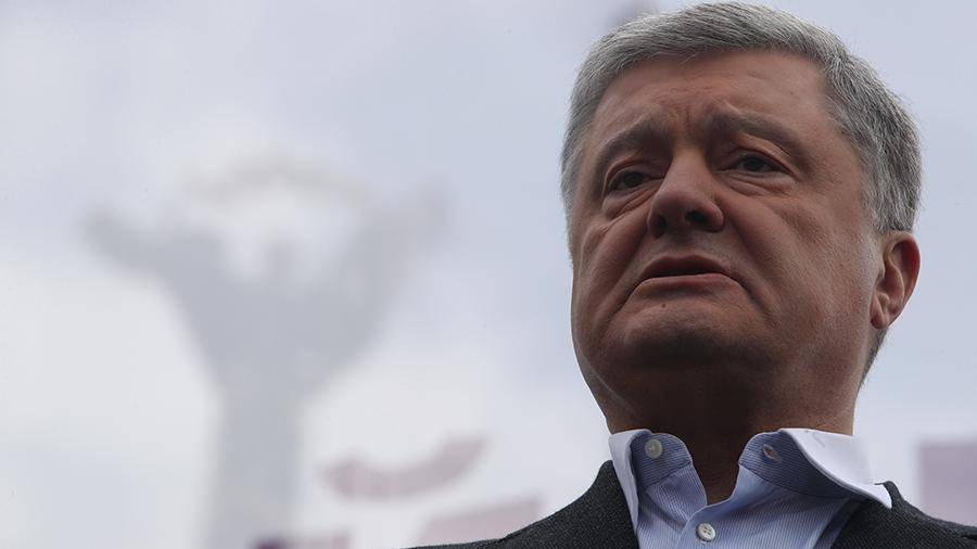 Петр Порошенко - Андрей Портнов - Виктор Янукович - Виталий Кличко - Юрий Луценко - На Украине назвали условие ареста Порошенко и его окружения - iz.ru - Украина - Киев