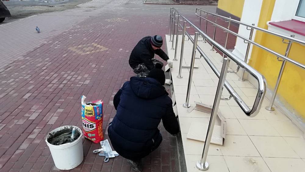 В Брянске приступили к ремонту лестницы театра кукол - bragazeta.ru - Брянск