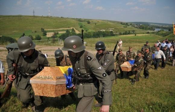 Во Львовской области внезапно скончался ветеран «АТО» из «Правого сектора»* | Новороссия - novorosinform.org - Россия - Украина - Киев - Донецк - ЛНР - Львовская обл. - Днепропетровск