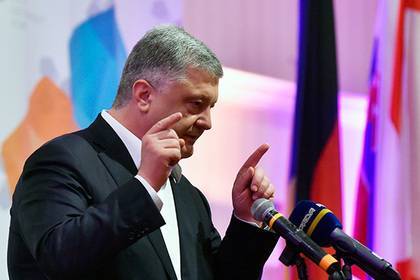 Владимир Зеленский - Петр Порошенко - Порошенко не захотел быть люстрированным - lenta.ru - Украина - Киев