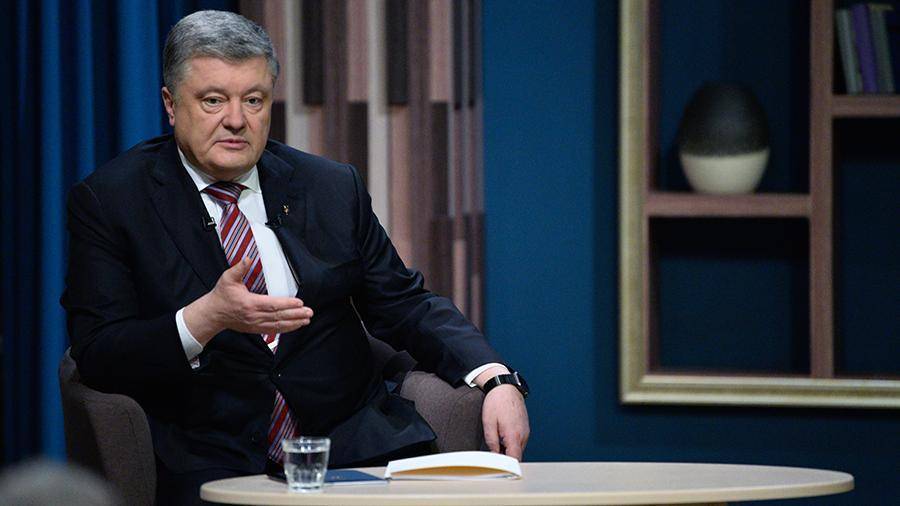 Петр Порошенко - СМИ сообщили о других гражданствах Порошенко - iz.ru - Украина - Англия - Молдавия