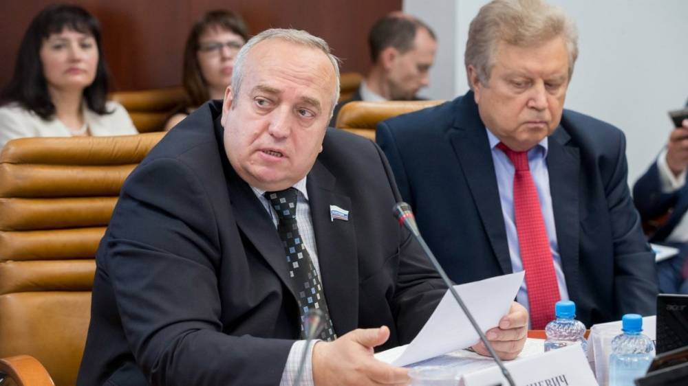 Владимир Путин - Франц Клинцевич - Клинцевич отреагировал на призыв ЕС к России о сохранении ДРСМД - riafan.ru - Москва - Россия - США - Вашингтон