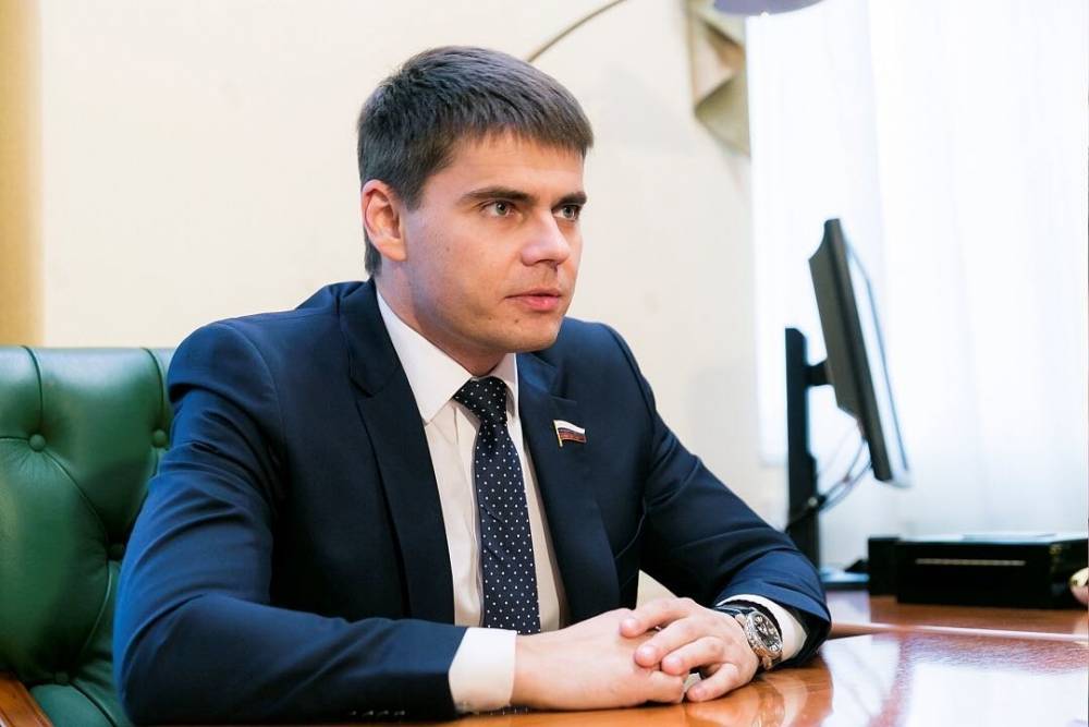Любовь Соболь - Алексей Навальный - Сергей Боярский - Сергей Митрохин - Андрей Соколов - Сергей Троицкий - Боярский поддержал избирком в решении не допускать кандидатов-нарушителей до выборов в МГД - politexpert.net - Москва - Россия