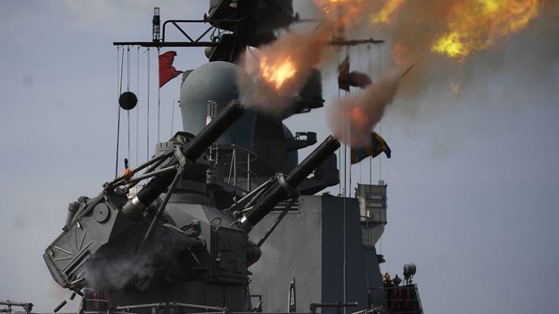 На военно-морском салоне показали отечественный ЗРАК 3М89 "Пальма" - topwar.ru