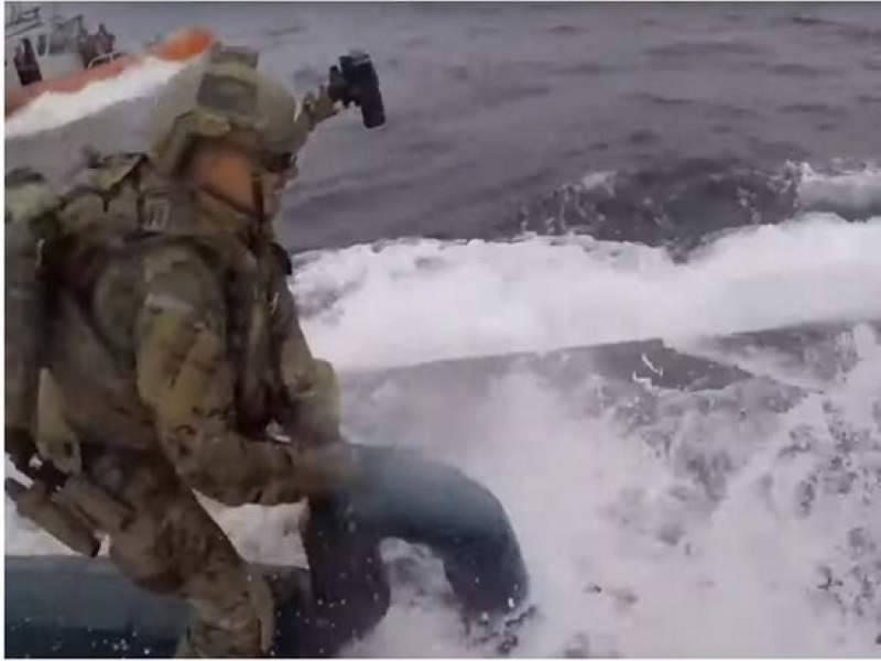 Видео захвата субмарины наркокартеля береговой охраной США сравнили с шутером Call of Duty - dayonline.ru - США - Сан-Диего - Юар