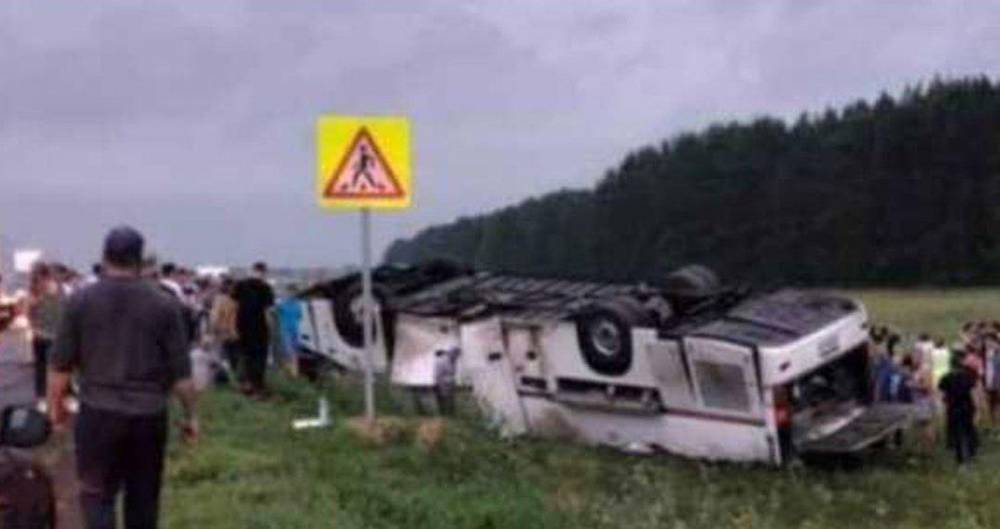 Автобус с 39 пассажирами перевернулся в Башкирии - m24.ru - Москва - Россия - Башкирия - респ. Татарстан - Уфа - Набережные Челны - район Архангельский