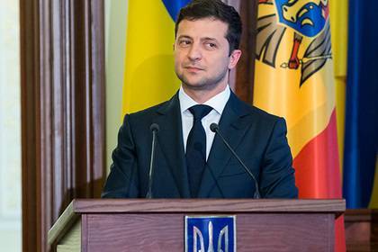 Владимир Зеленский - Петр Порошенко - Зеленского обвинили в реваншизме за желание люстрировать Порошенко - lenta.ru - Украина - Киев