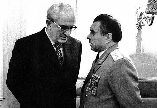 Юрий Андропов - 10 сентября 1982 года: чем закончилась попытка госпереворота в СССР | Русская семерка - russian7.ru