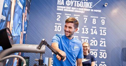 Денис Глушаков - Алексей Сутормин - Рамзан Кадыров - Юрий Семин - Алексей Сафонов - Сутормин-шоу и еще девять топ-трансферов этого лета в премьер-лиге - sovsport.ru - Оренбург - Казань