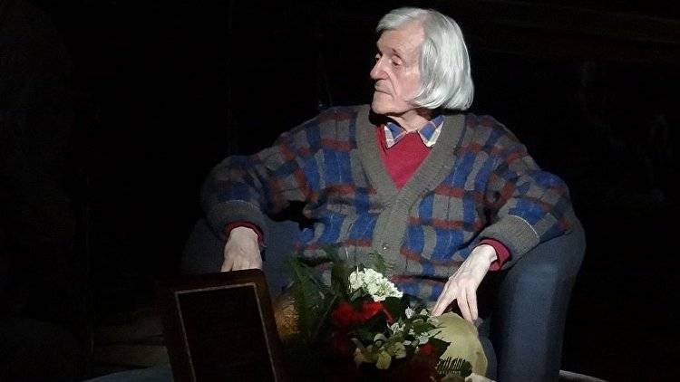 Владимир Маяковский - В Петербурге умер известный поэт и уроженец Крыма Виктор Соснора - crimea.ria.ru - Санкт-Петербург - Симферополь