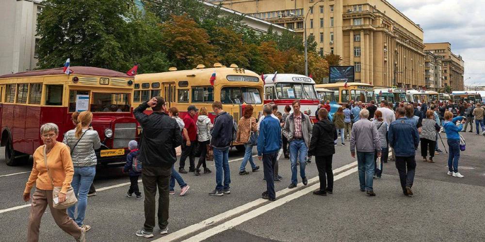 Около 200 тысяч человек отметили День московского транспорта - m24.ru - Москва - Россия