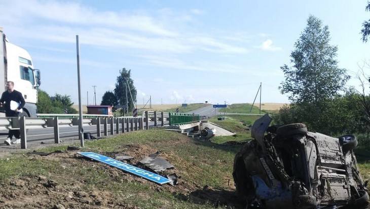 На брянской трассе в страшном ДТП пострадали 5 человек - bragazeta.ru - Брянск