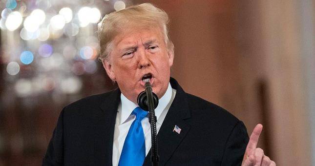Дональд Трамп - Берни Сандерс - Нэнси Пелоси - Вильям Де-Блазио - Демократы обвинили Трампа в расизме и ксенофобии - dialog.tj - США - Нью-Йорк