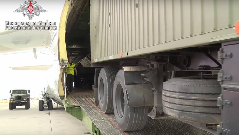Реджеп Тайип Эрдоган - Минобороны РФ показало на видео доставку С-400 «Триумф» в Турцию - riafan.ru - Москва - Россия - США - Турция - Анкара
