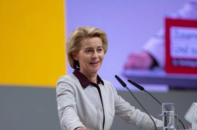 Урсула фон дер Ляйен покидает пост министра обороны Германии - aif.ru - Германия - Ляйен - деревня Ляйен Заявила