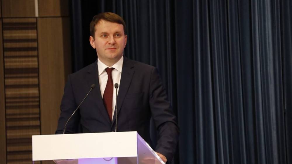 Дмитрий Медведев - Максим Орешкин - Парадокс Орешкина: Чуть не пробил колесо, но остался доволен дорогой - tsargrad.tv - Москва - Россия - Казань - Тольятти