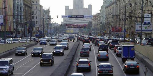 Москвичей попросили на неделю отказаться от поездок на автомобилях :: Autonews - vestirossii.com - Москва - Минск - Волоколамск