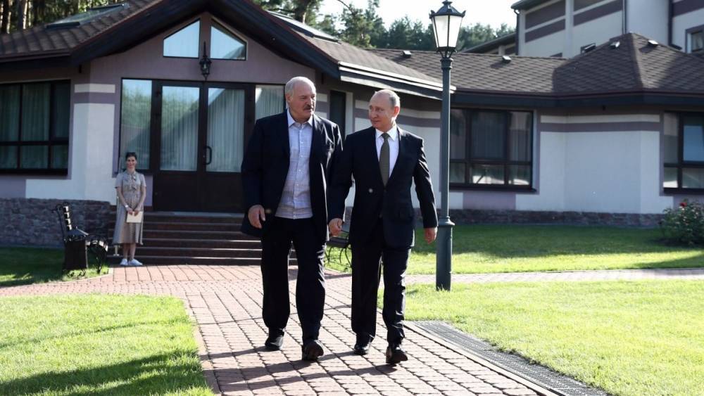 Владимир Путин - Александр Лукашенко - Эмомали Рахмон - Шавкат Мирзиеев - Путин и Лукашенко проведут неформальную встречу в России - riafan.ru - Москва - Россия - Санкт-Петербург - Узбекистан - Белоруссия - Таджикистан