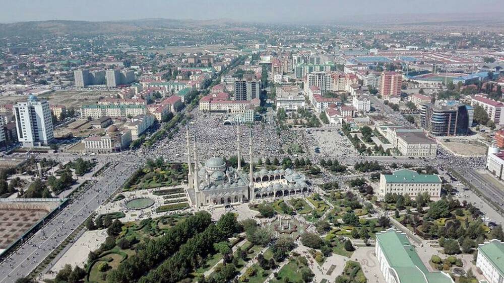 "Как Лас-Вегас, только без разврата": Американец пришел в восторг от столицы Чечни - tsargrad.tv - США - New York - респ. Чечня - Астрахань - Грозный