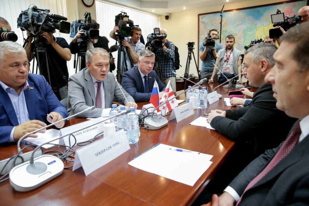Леонид Калашников - В Москву прибыла делегация из Грузии похитрее - politnavigator.net - Москва - Россия - Грузия - Апсны - Тбилиси - респ. Южная Осетия