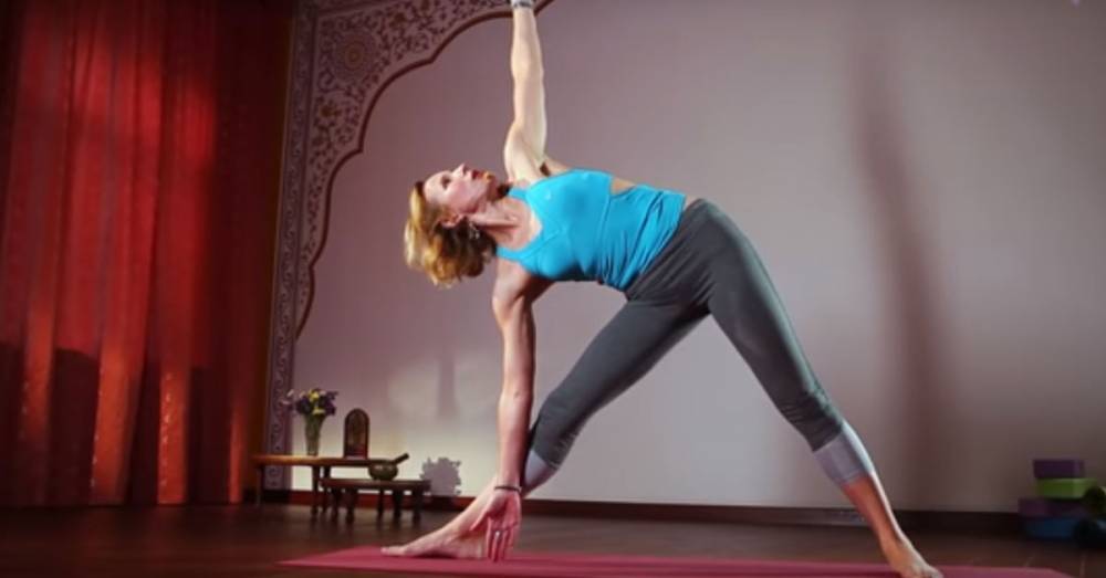 Топ-10 лучших асан йоги для крепкого женского здоровья - factsinter.com