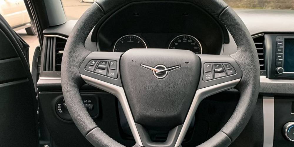 УАЗ показал первую фотографию Patriot с «автоматом» - autonews.ru - Китай - США - Франция - state Colorado