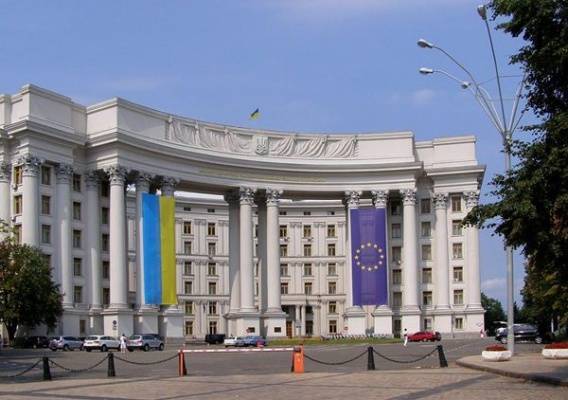 Петр Порошенко - Виктор Орбан - Киев требует от Венгрии прекратить вмешиваться в политическую жизнь Украины — Новости политики, Новости Украины — EADaily - eadaily.com - Украина - Киев - Венгрия - Будапешт - Закарпатская обл.