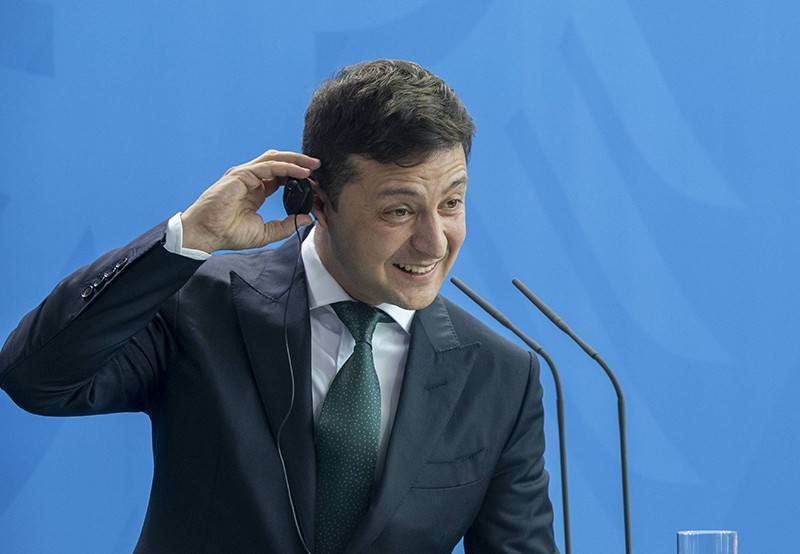 Владимир Зеленский - Владимир Путин - Михаил Делягин - Алексей Фролов - Россия вручила незрелому Зеленскому подарок - tvc.ru - Россия - Украина