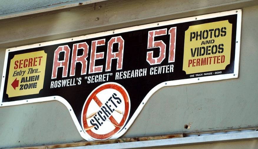 Марк Цукерберг - Штурм «Зоны 51»: как шутка из Сети собрала миллион желающих и обеспокоила ВВС США - nur.kz - США